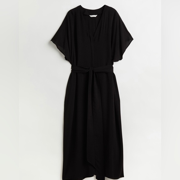 H&M Black Relaxed Fit Dress with Tie Belt.  Size Small - Picture 4 of 5